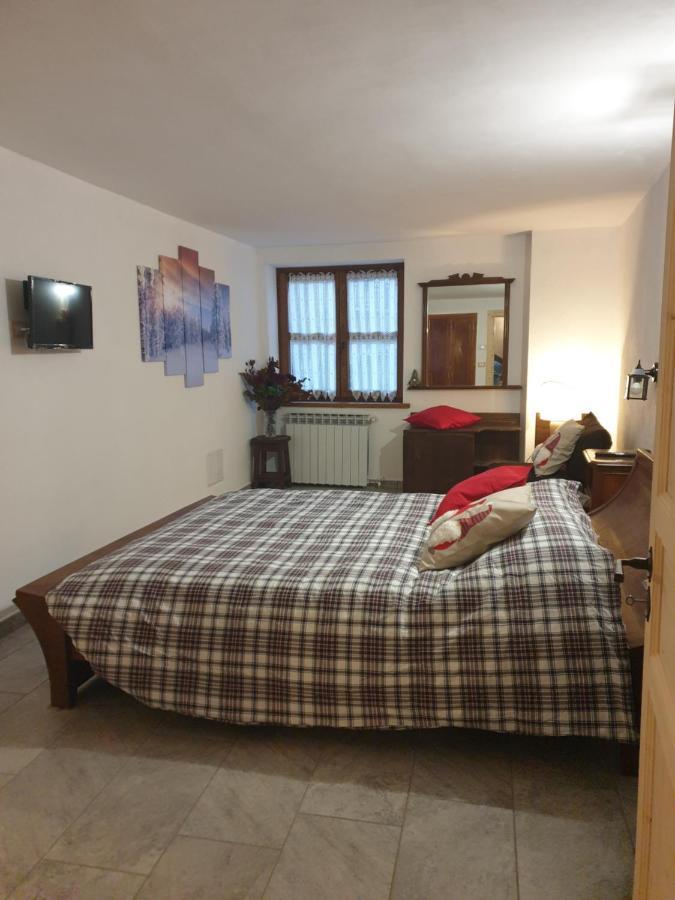 Antica Casa Occitana Panzió Sampeire Kültér fotó